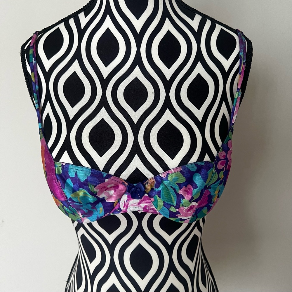 Vintage 80s Colorful Floral Bra by Shape-Mate - Picture 3 of 12